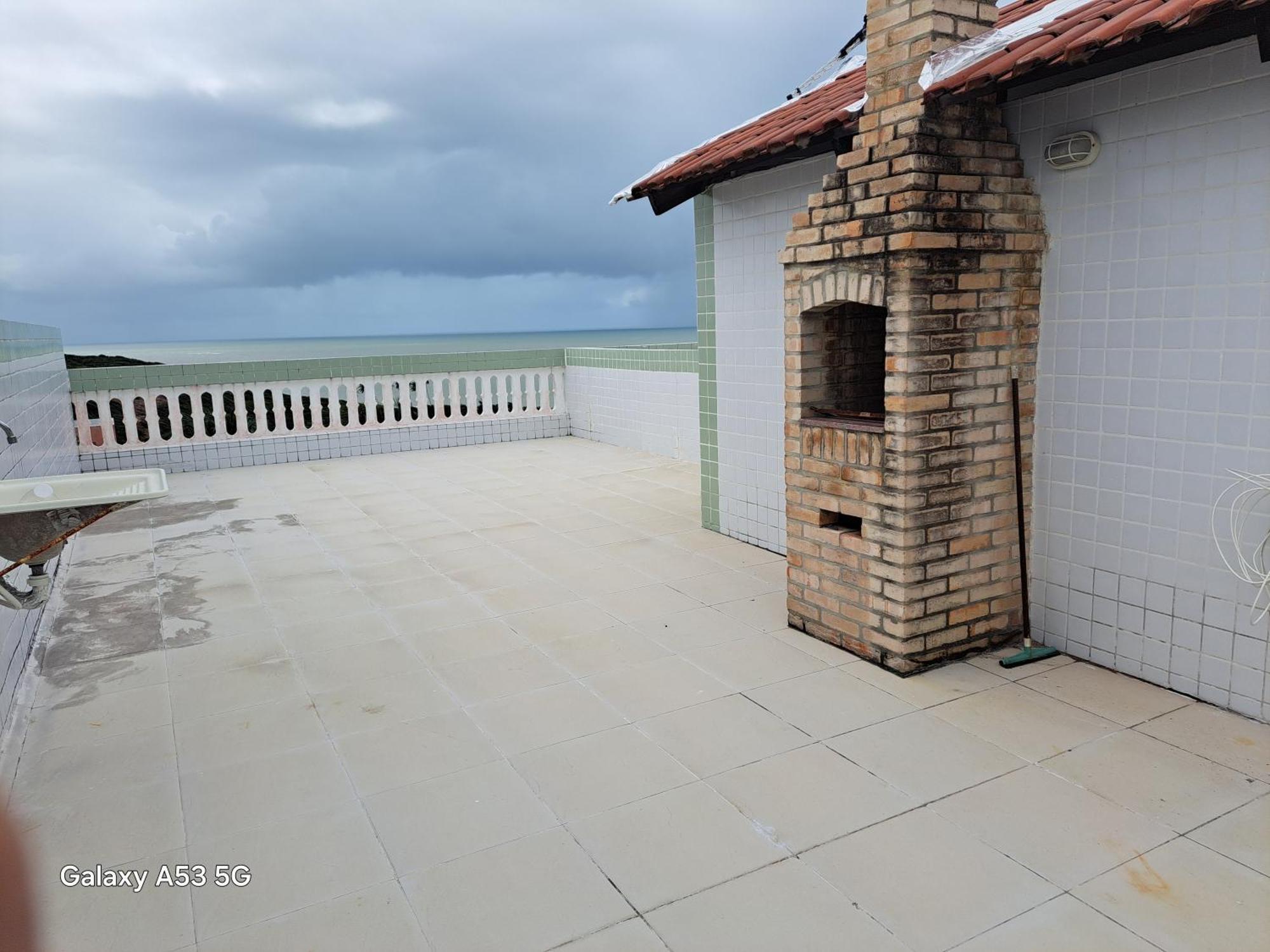 Apto Com Solario Privado